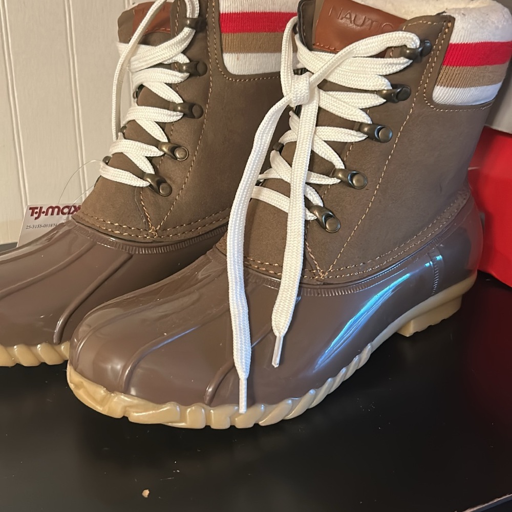 Nautica Brown and Tan Winter Boots NEW